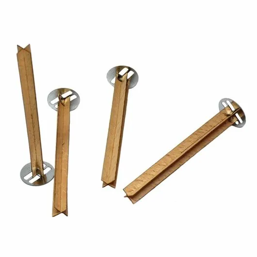 Cruciform wood wick