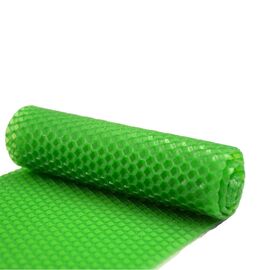 Зелена Вощина, Колір: Зелений