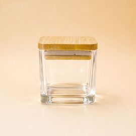 Квадратный стакан с деревянной крышкой