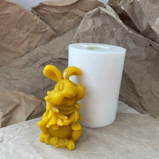 Rabbit with a Christmas tree - silicone mold for candles