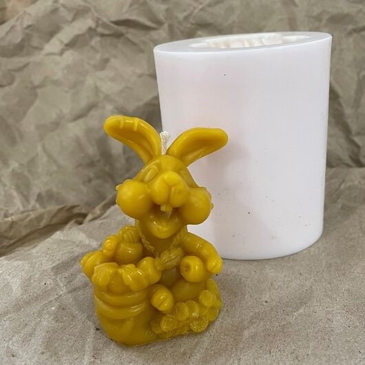 Rabbit with carrots - silicone mold for candles