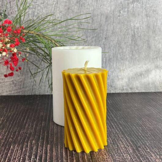 Силиконовая форма для свечей - Цилиндр витый, фото 2 - Candle Art Силиконовая форма для свечей - Цилиндр витый, фото 2