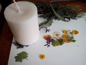 Свеча с сухоцветами